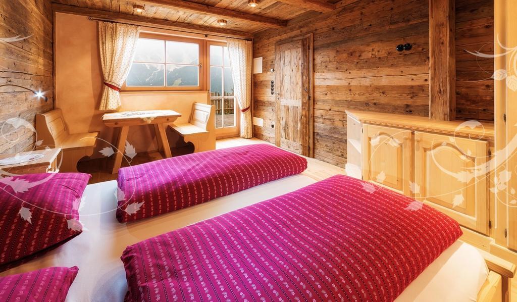 Glinzhof Mountain Natur Resort Agriturismo Innichen Zimmer foto