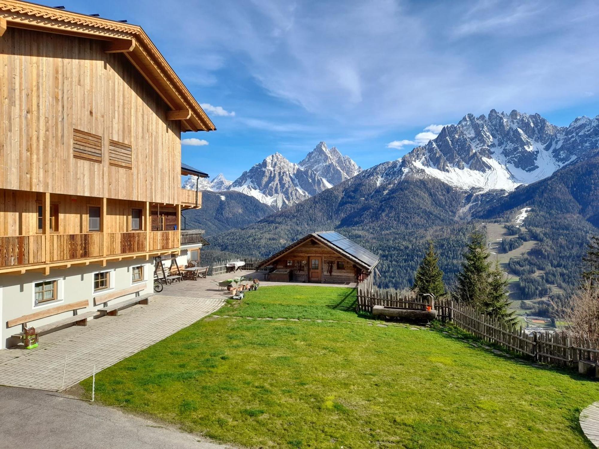 Glinzhof Mountain Natur Resort Agriturismo Innichen Exterior foto